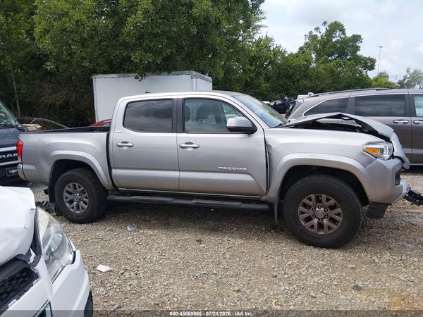 2017 TOYOTA TACOMA SR5 V6