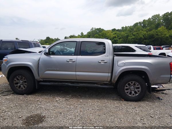 2017 TOYOTA TACOMA SR5 V6