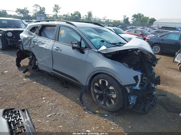 2023 KIA SPORTAGE X-LINE