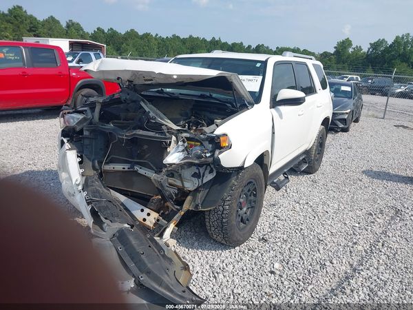2018 TOYOTA 4RUNNER SR5