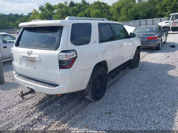 2018 TOYOTA 4RUNNER SR5