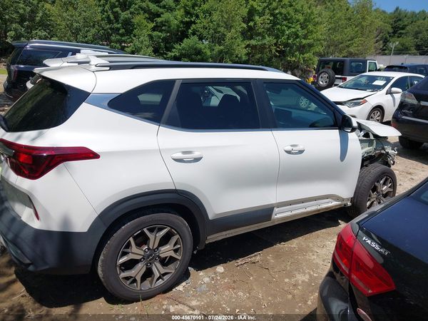 2022 KIA SELTOS EX