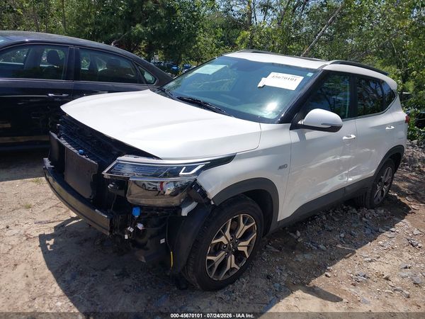 2022 KIA SELTOS EX