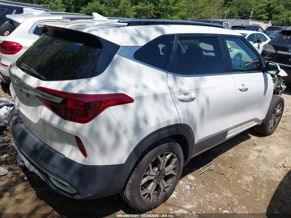 2022 KIA SELTOS EX