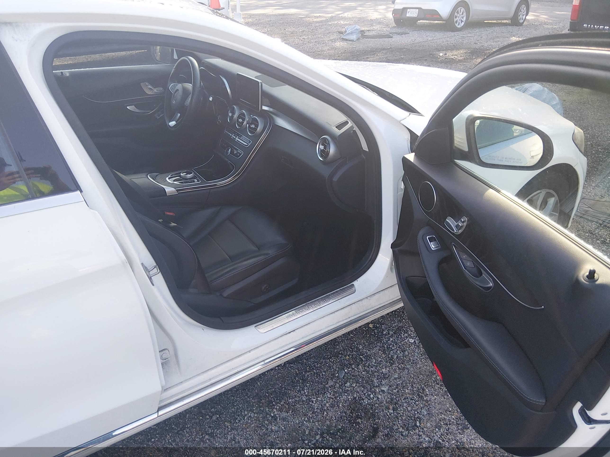 2017 MERCEDES-BENZ C 300 C300