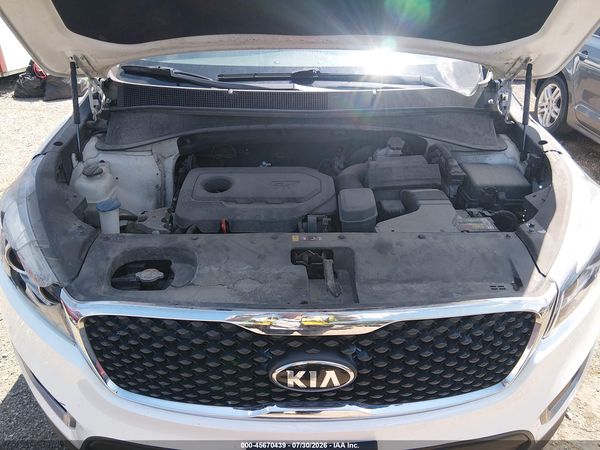 2017 KIA SORENTO 2.4L LX