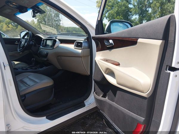 2017 KIA SORENTO 2.4L LX