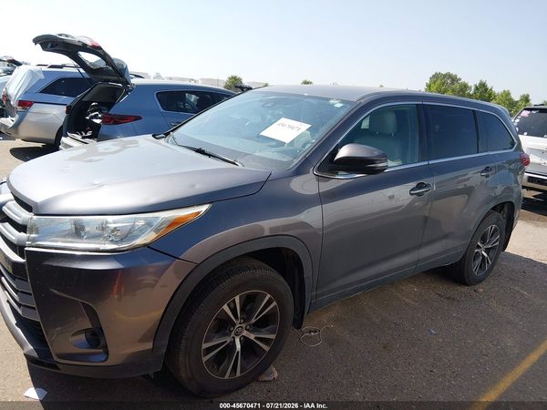2019 TOYOTA HIGHLANDER LE