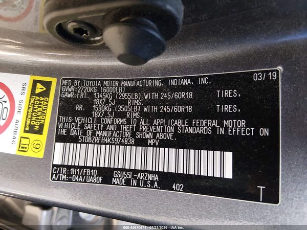 2019 TOYOTA HIGHLANDER LE