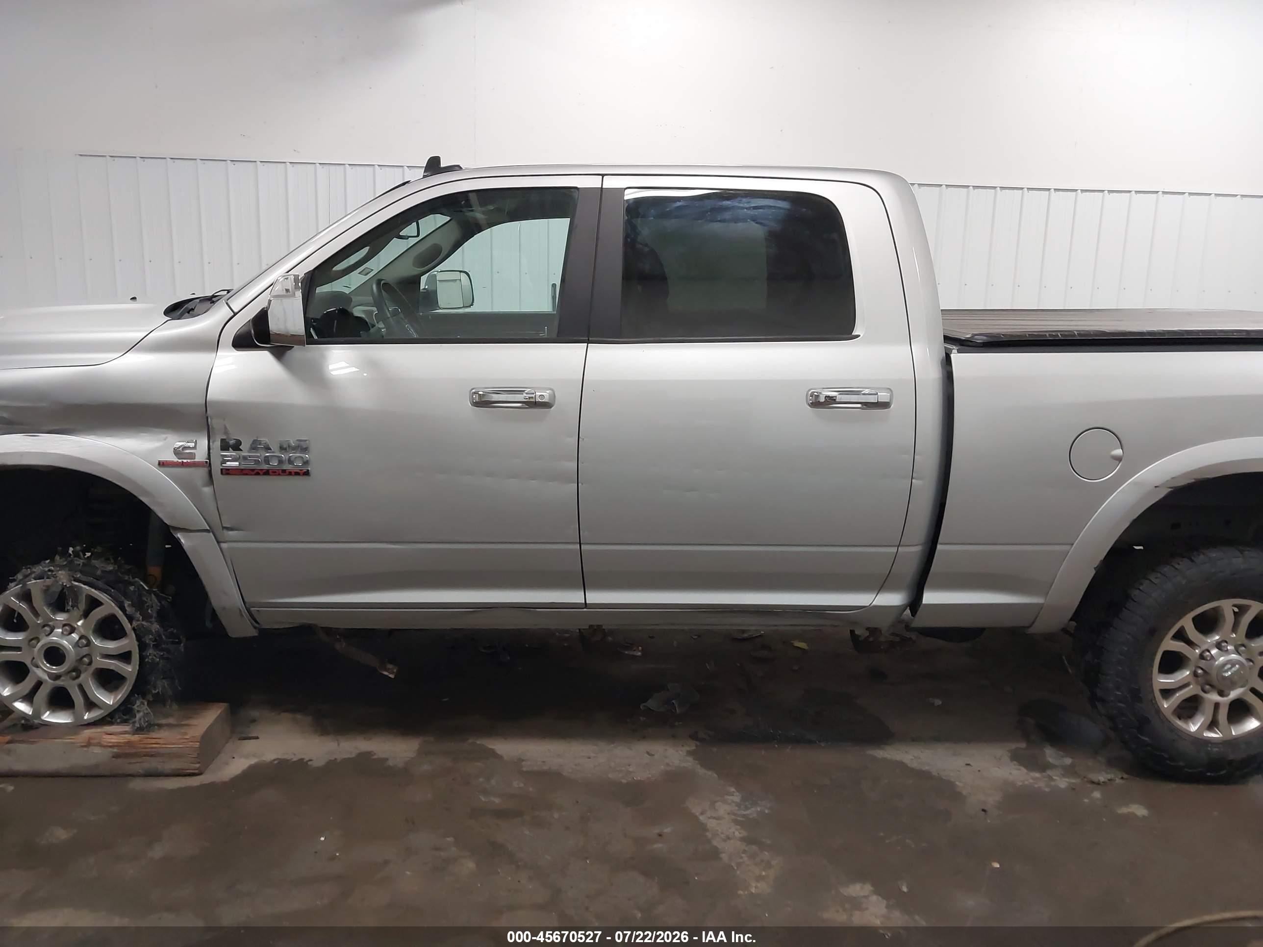 2017 RAM 2500 LARAMIE  4X4 6'4 BOX