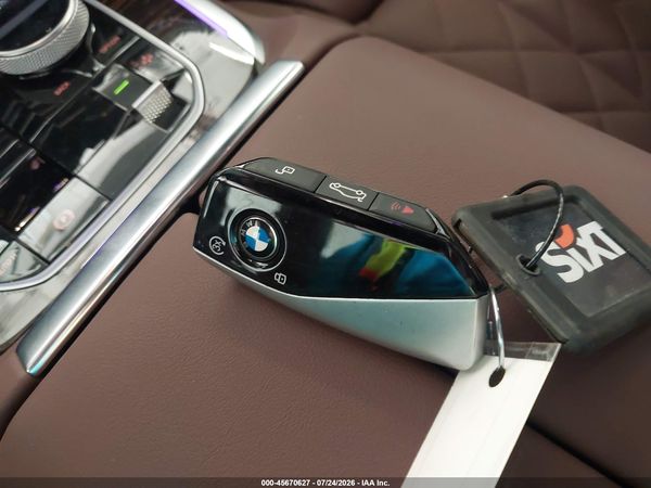 2027 BMW X7 xDrive40i