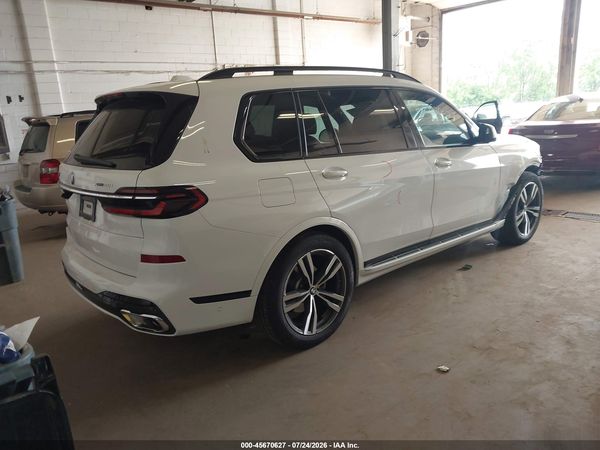2027 BMW X7 xDrive40i