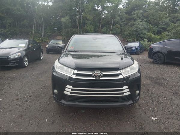 2018 TOYOTA HIGHLANDER XLE