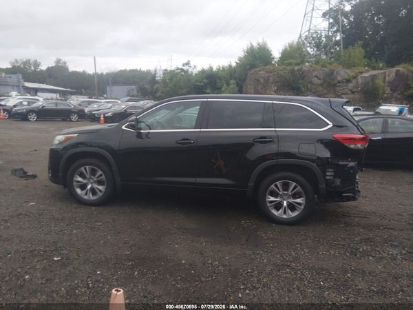 2018 TOYOTA HIGHLANDER