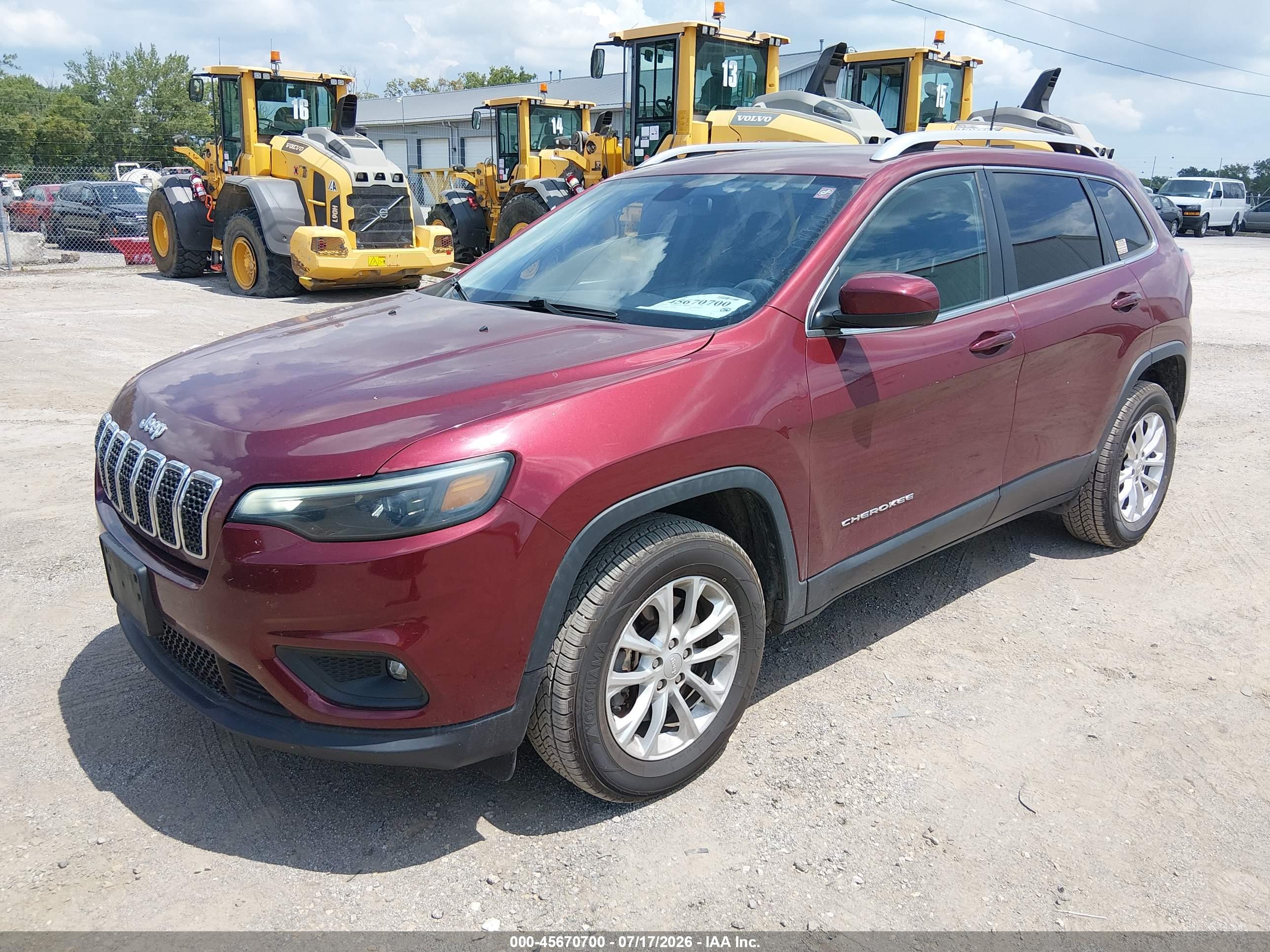 2019 JEEP CHEROKEE LATITUDE 4X4