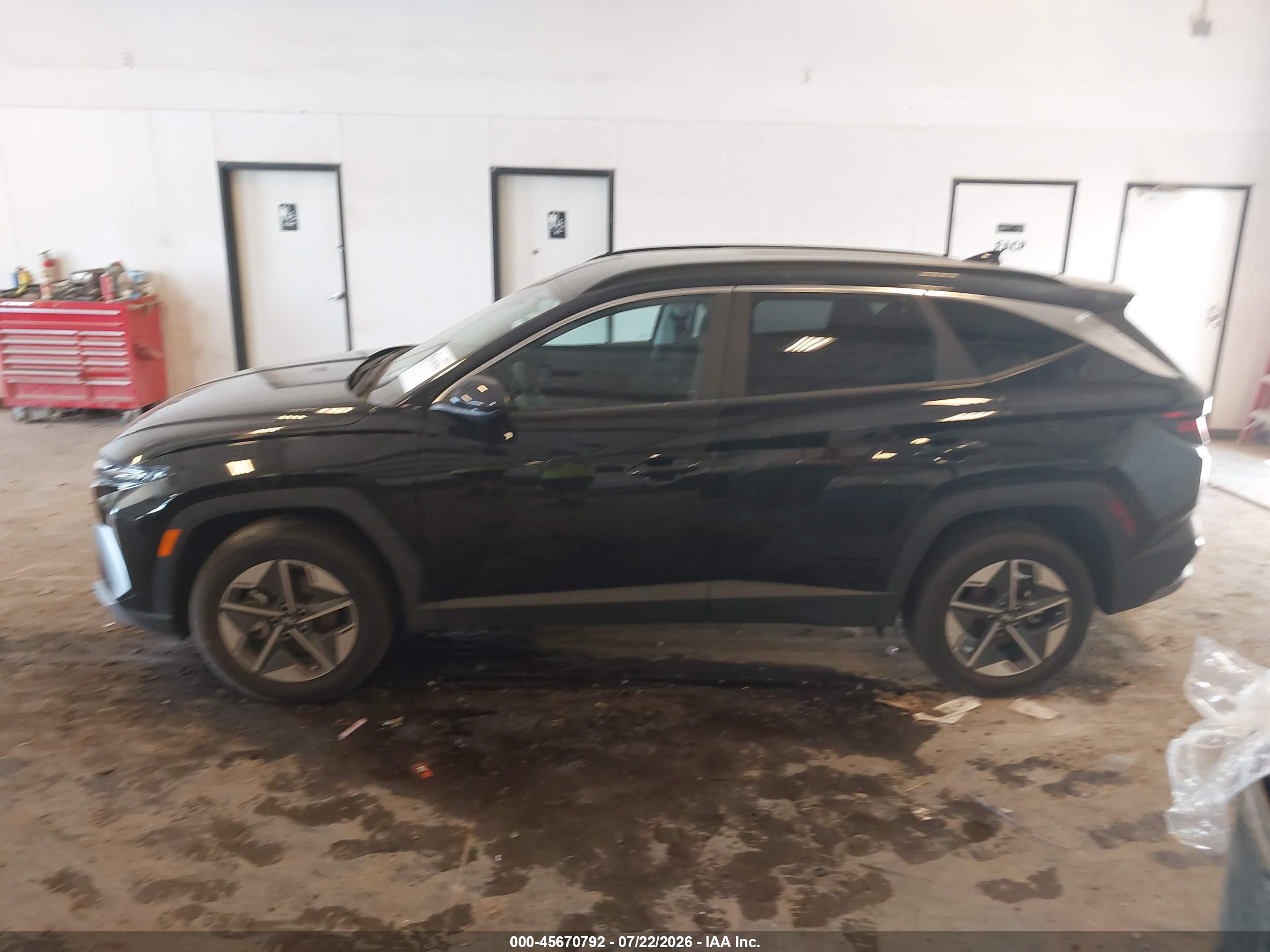 2026 HYUNDAI TUCSON HYBRID SEL