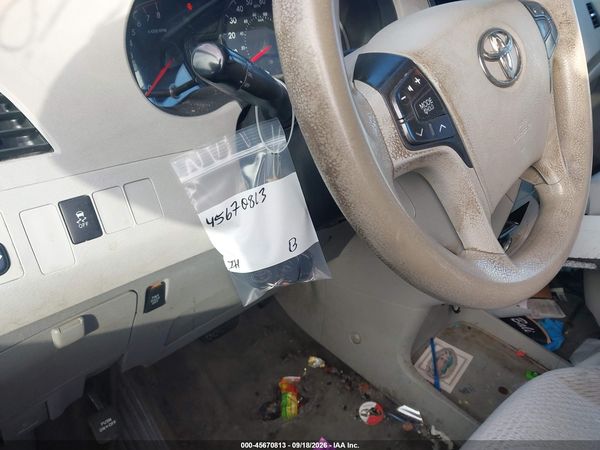 2012 TOYOTA SIENNA LE V6 8 PASSENGER — I156