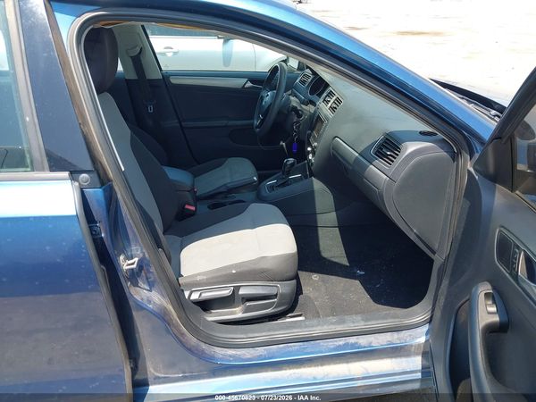 2018 VOLKSWAGEN JETTA 1.4T S — I5