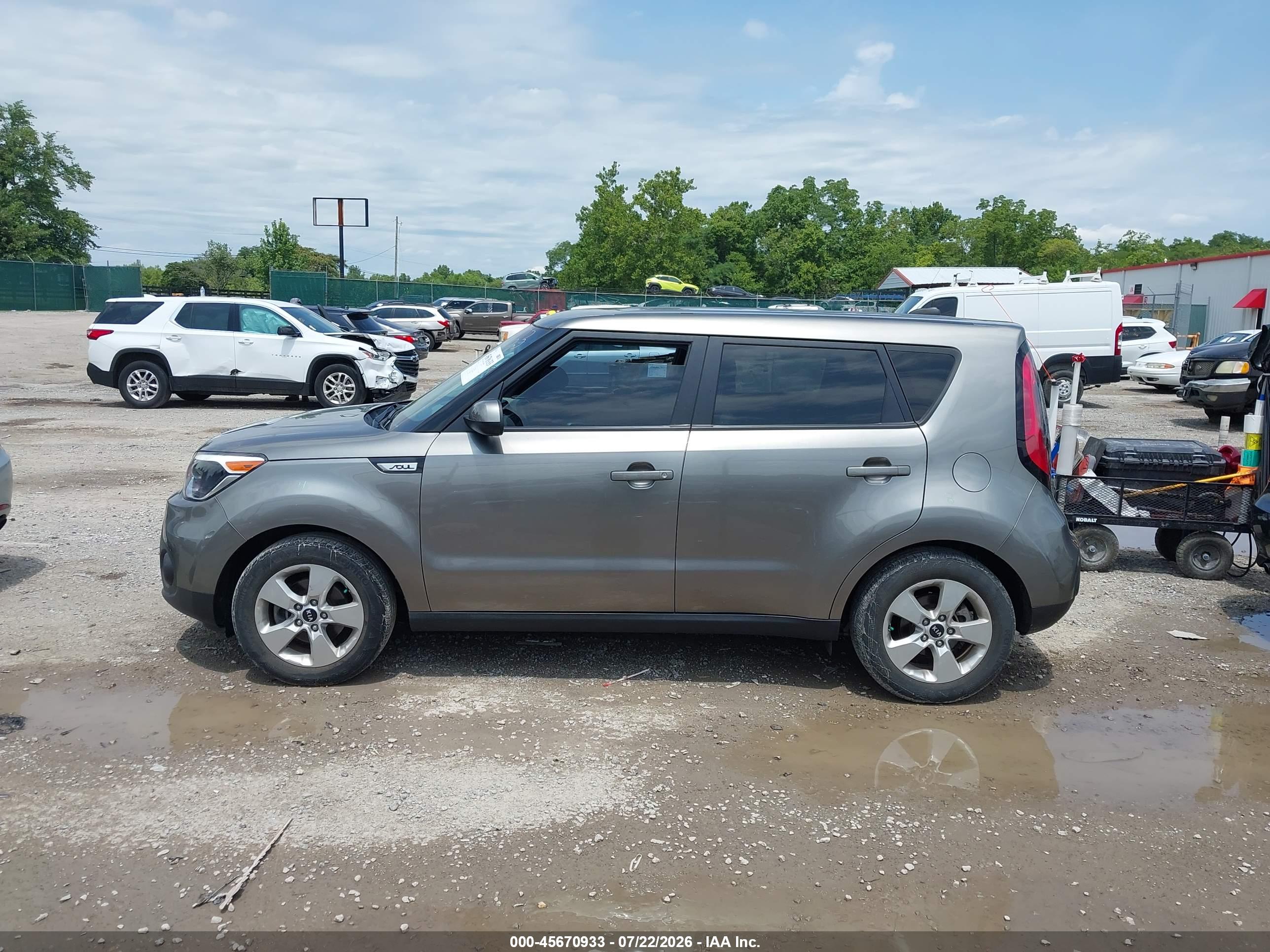 2019 KIA SOUL Base