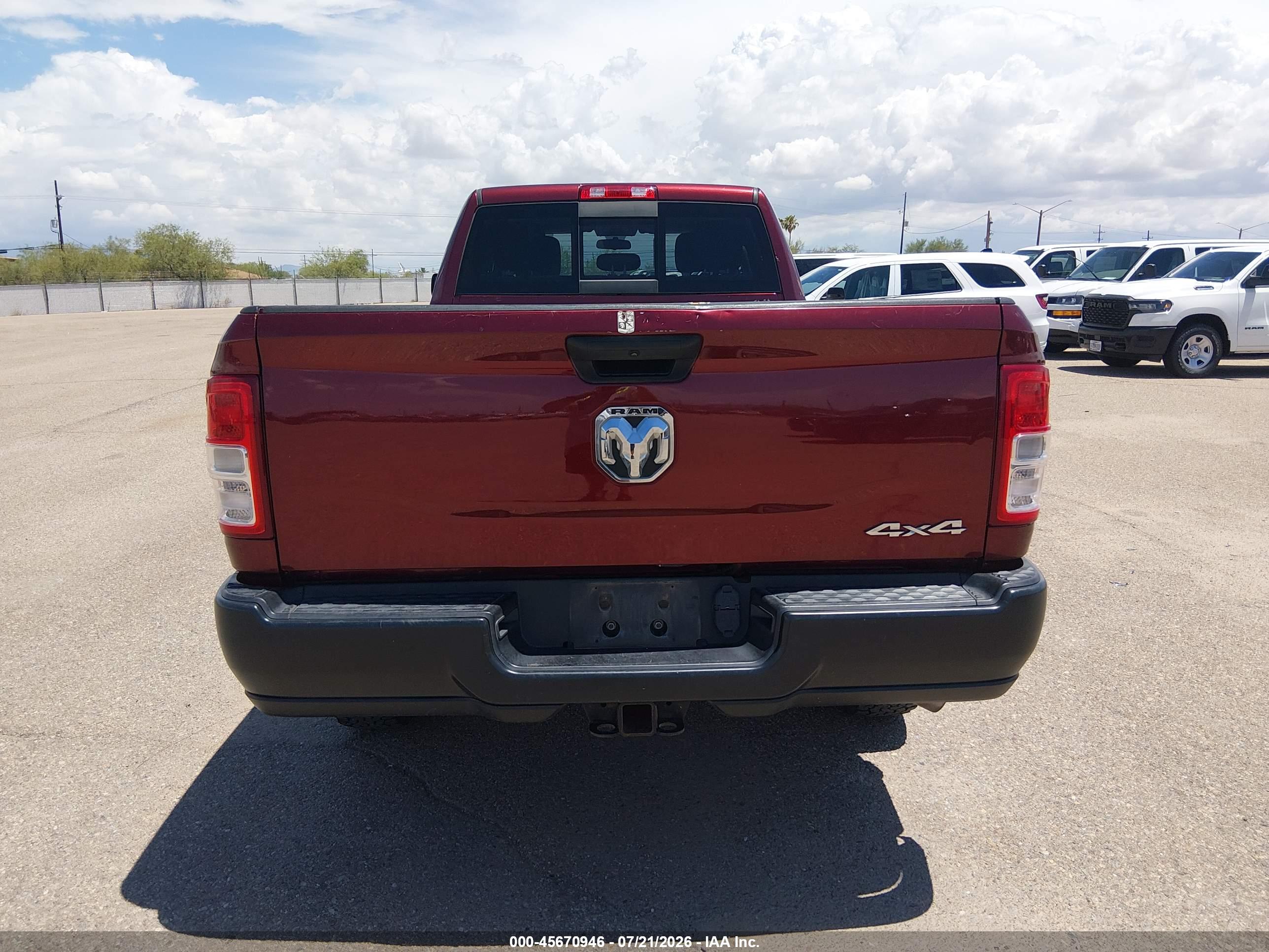 2020 RAM 2500 TRADESMAN  4X4 8' BOX