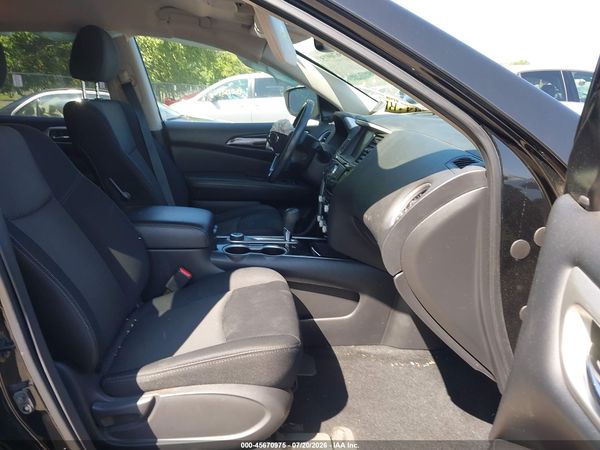 2019 NISSAN PATHFINDER SV