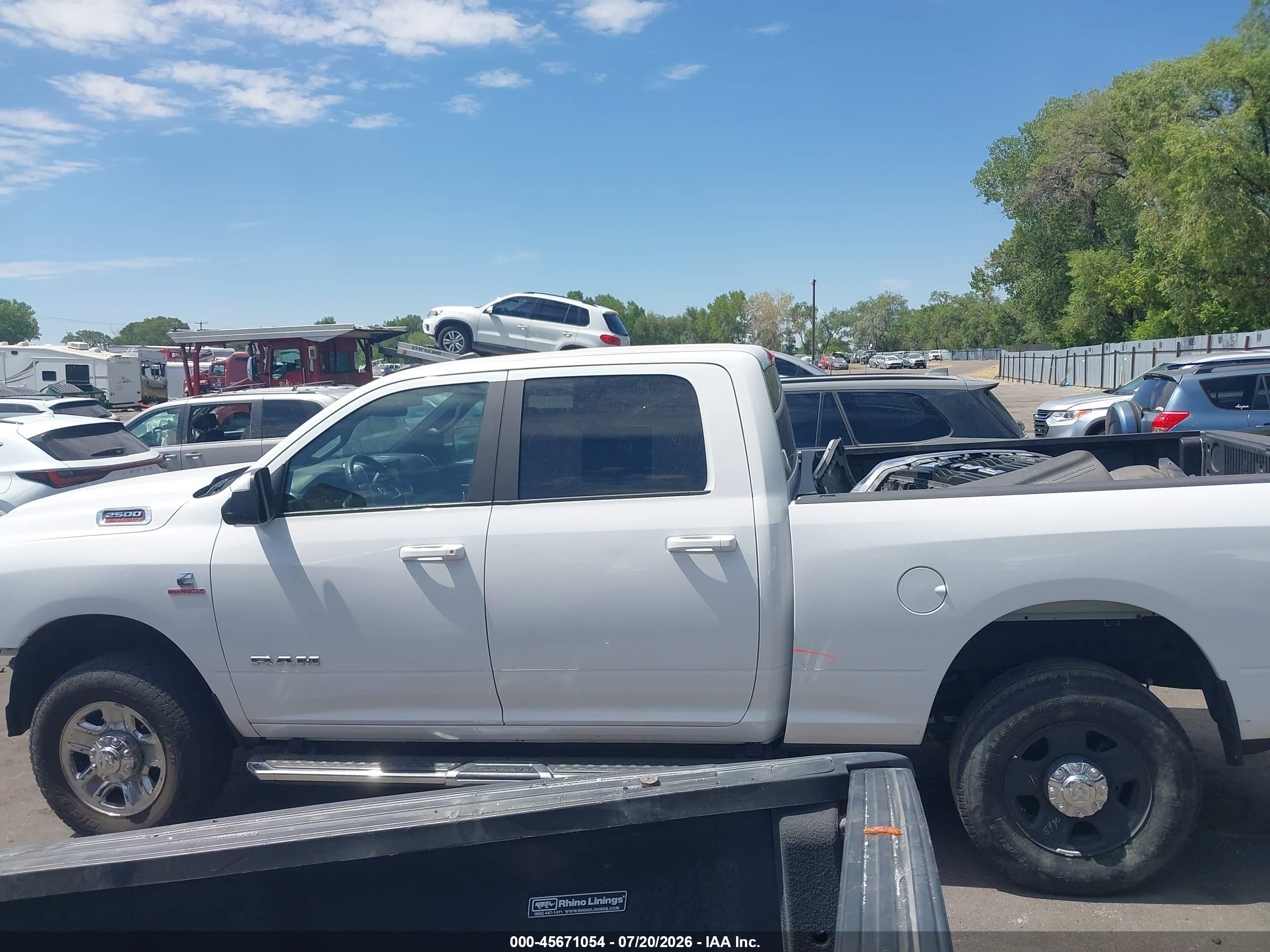 2021 RAM 2500 BIG HORN  4X4 6'4 BOX