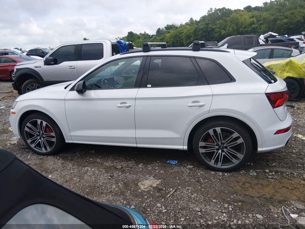 2020 AUDI SQ5