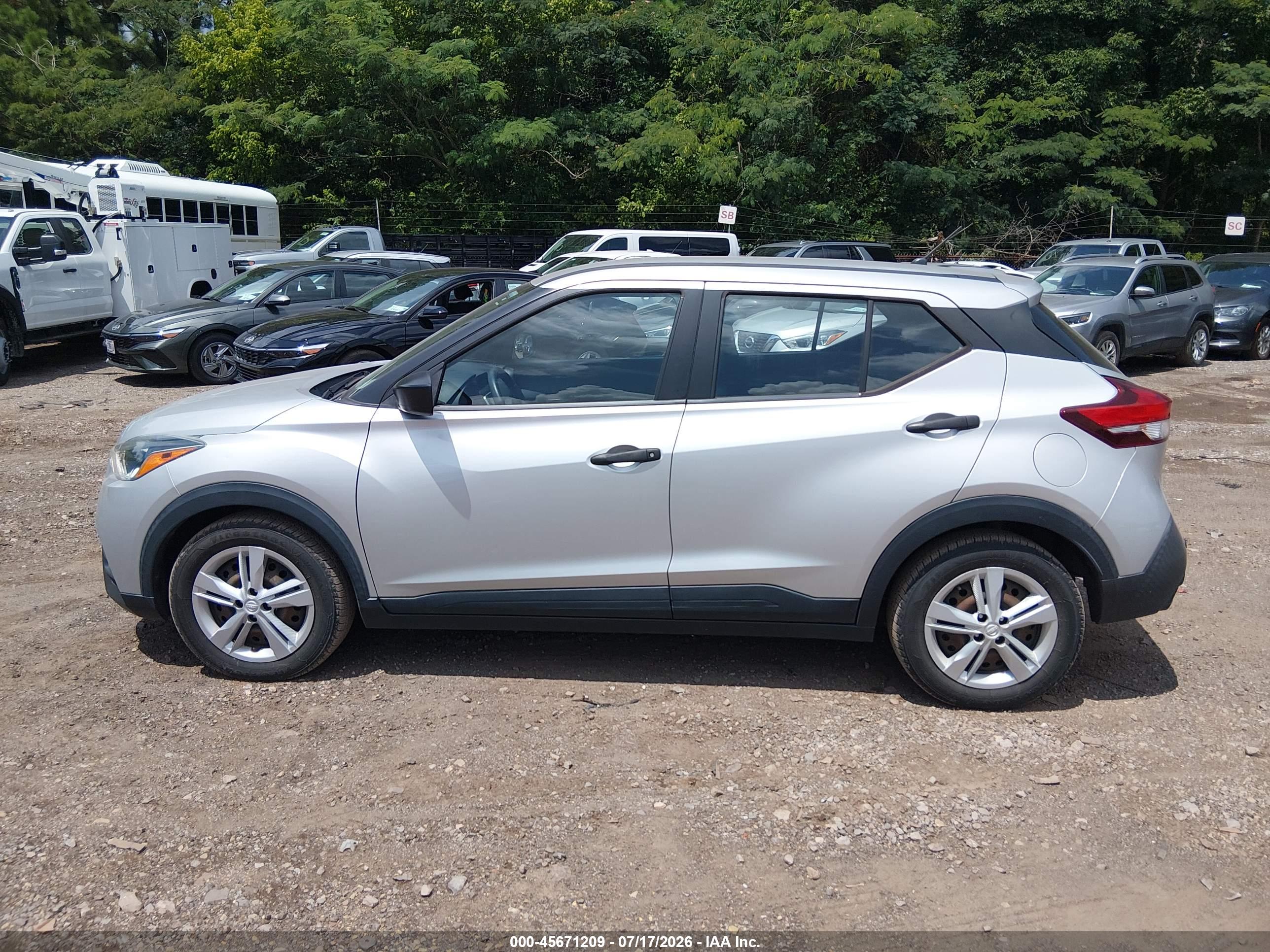 2020 NISSAN KICKS S XTRONIC CVT