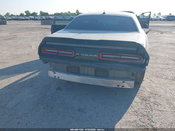 2018 DODGE CHALLENGER SXT PLUS
