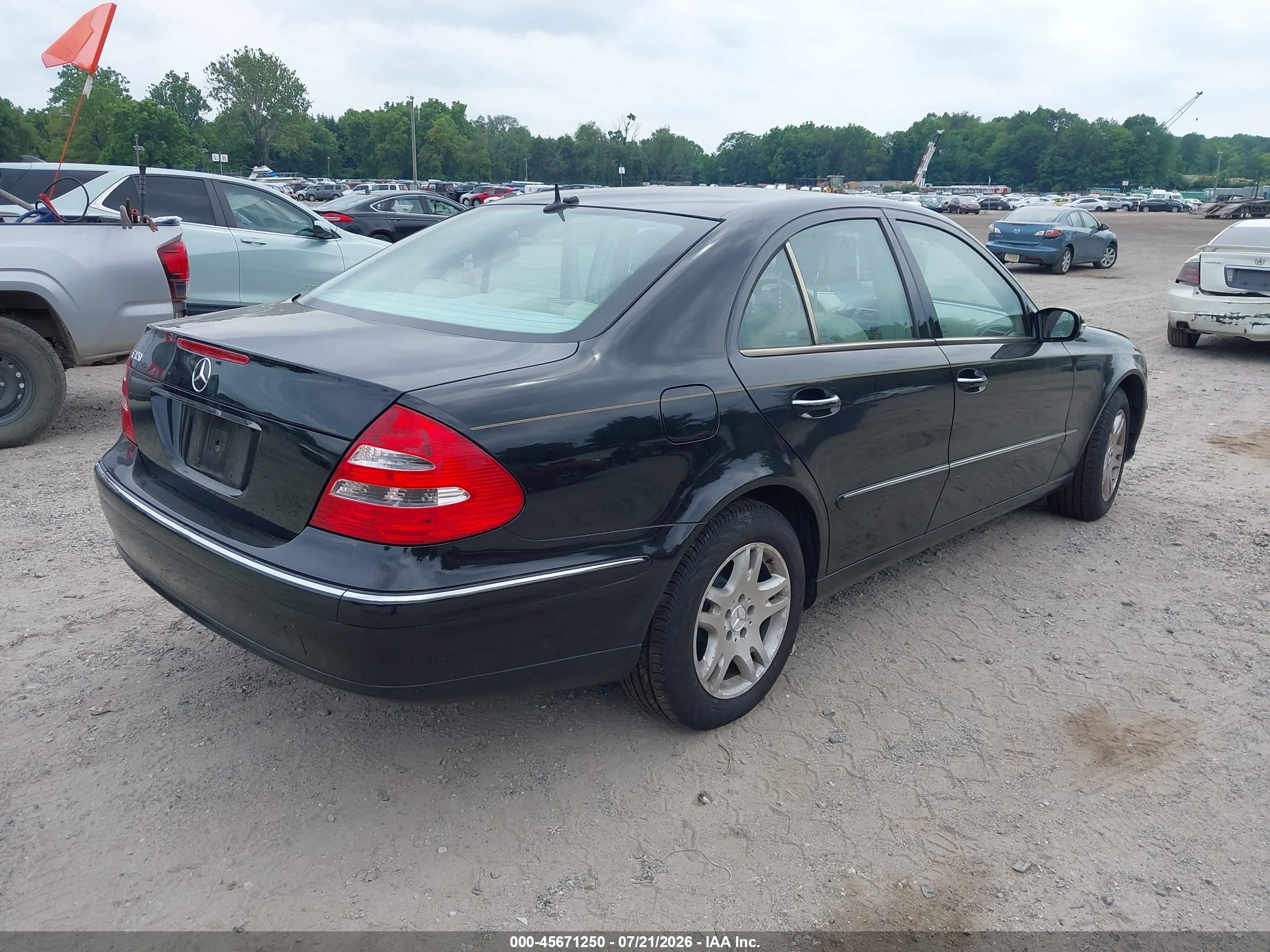 2004 MERCEDES-BENZ E 320 E320