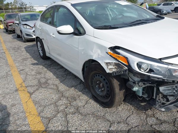 2017 KIA FORTE LX