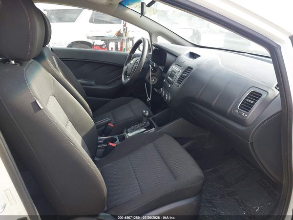 2017 KIA FORTE LX