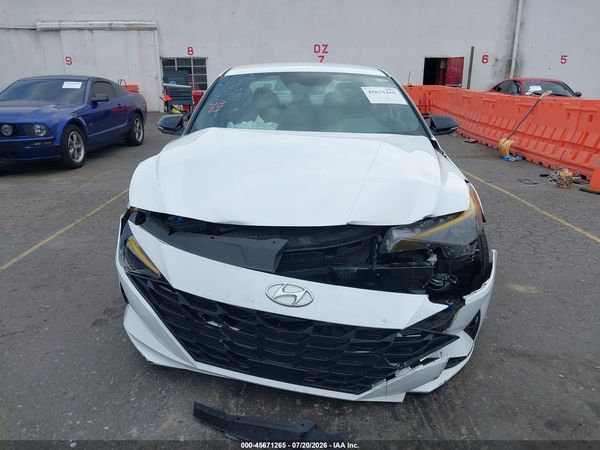 2022 HYUNDAI ELANTRA SEL