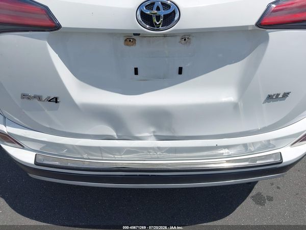 2018 TOYOTA RAV4 XLE