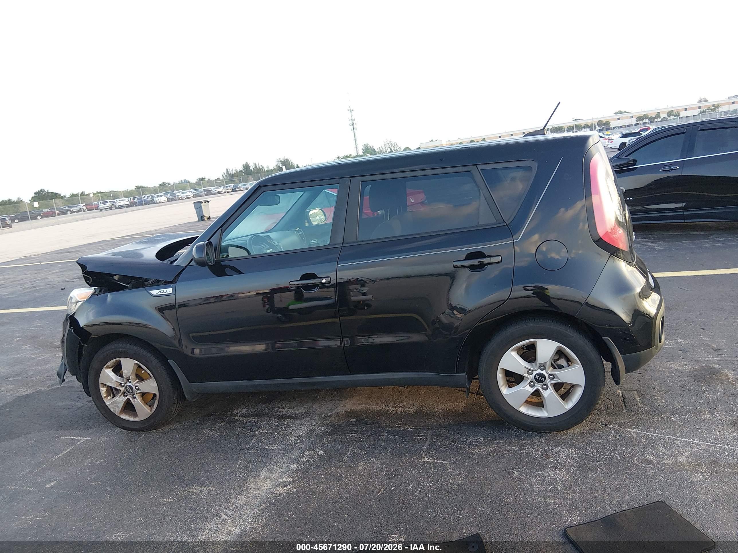 2019 KIA SOUL Base