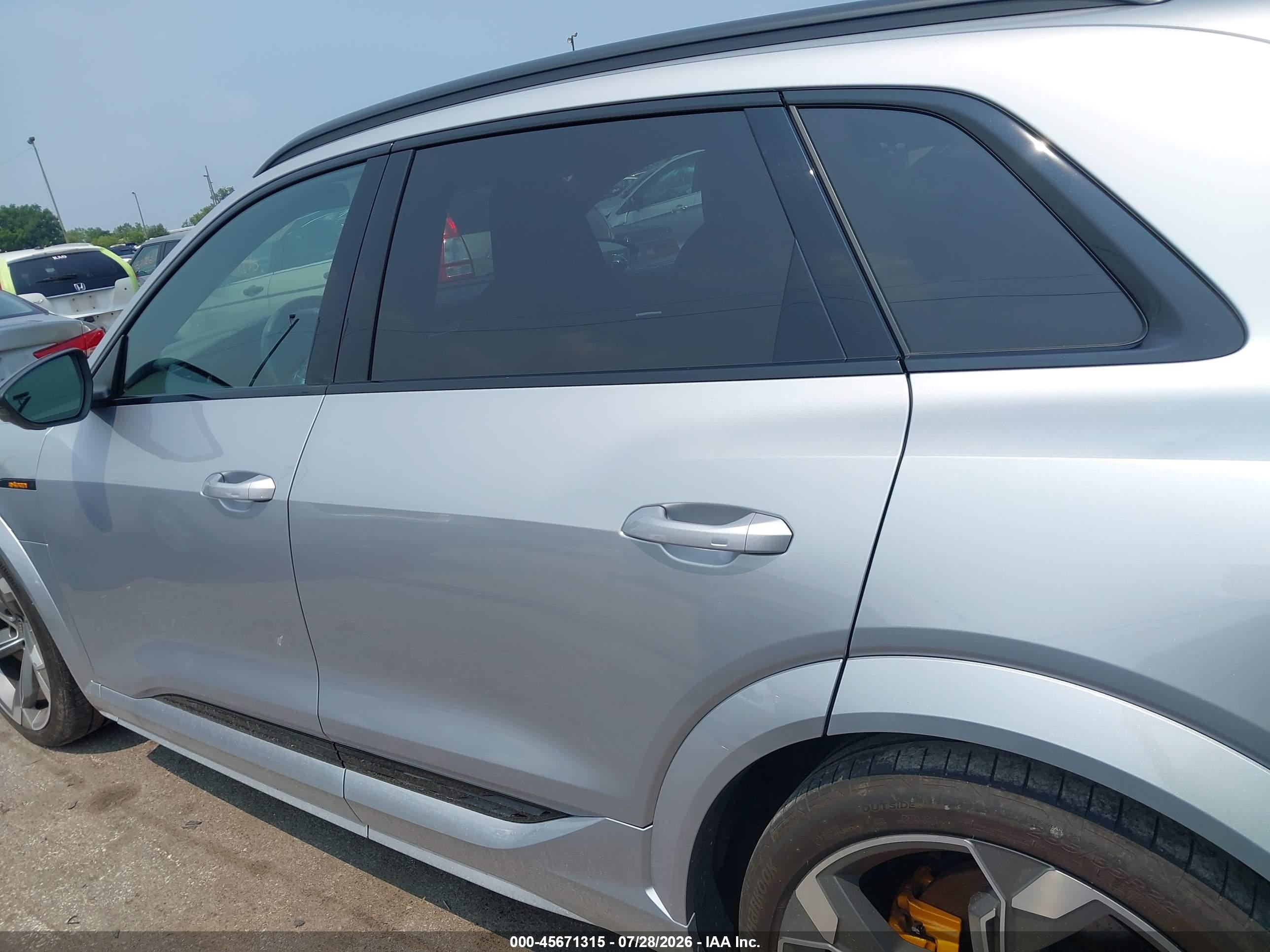 2022 AUDI E-TRON S PRESTIGE QUATTRO