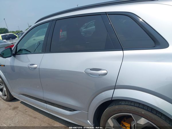 2022 AUDI E-TRON S PRESTIGE QUATTRO