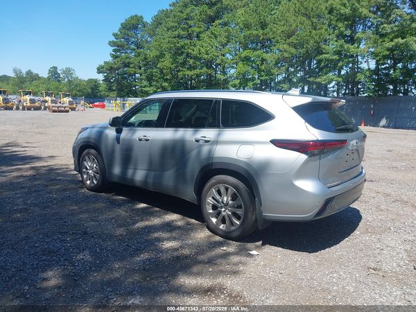 2021 TOYOTA HIGHLANDER LIMITED