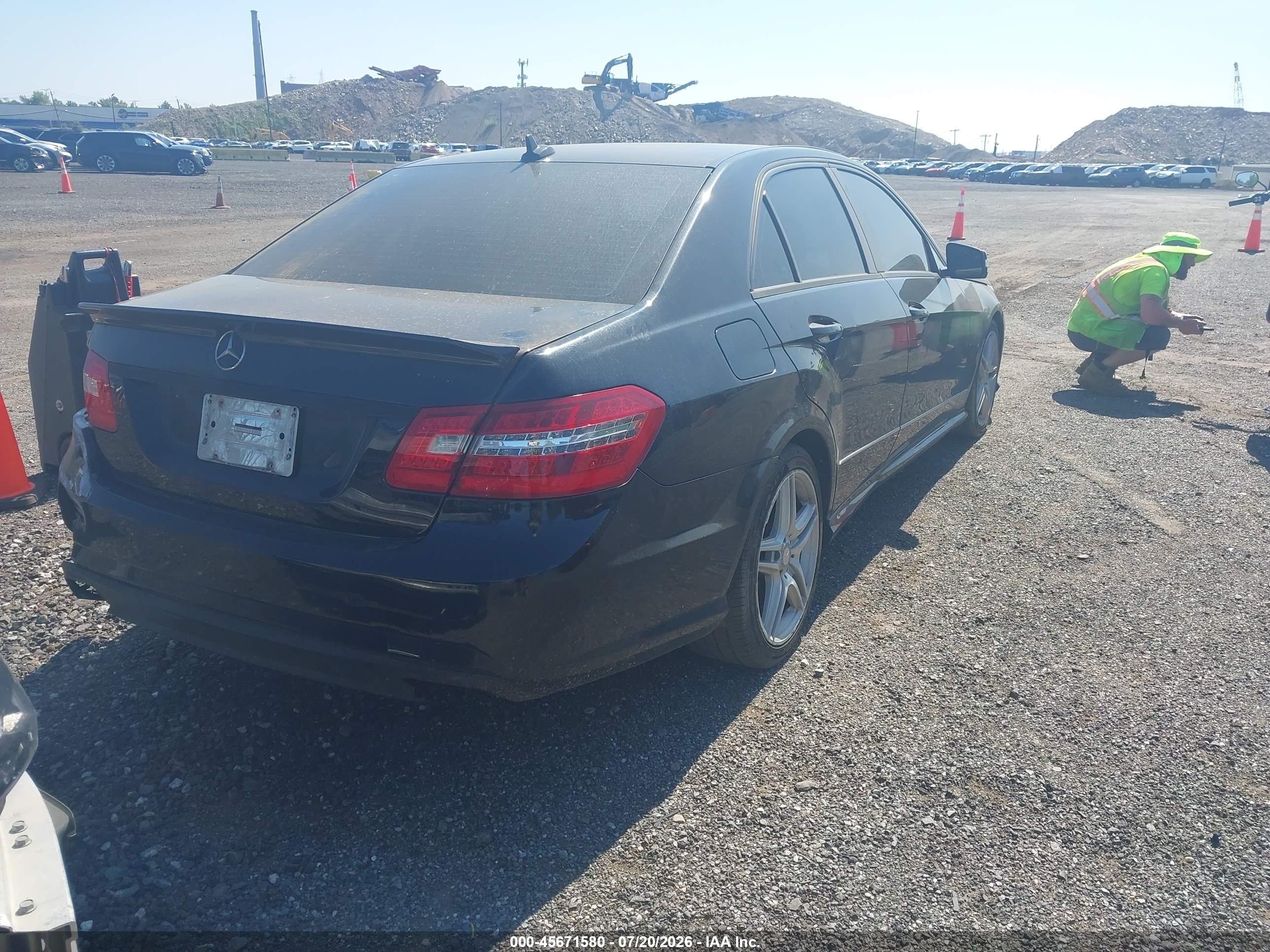 2013 MERCEDES-BENZ E 350 4MATIC