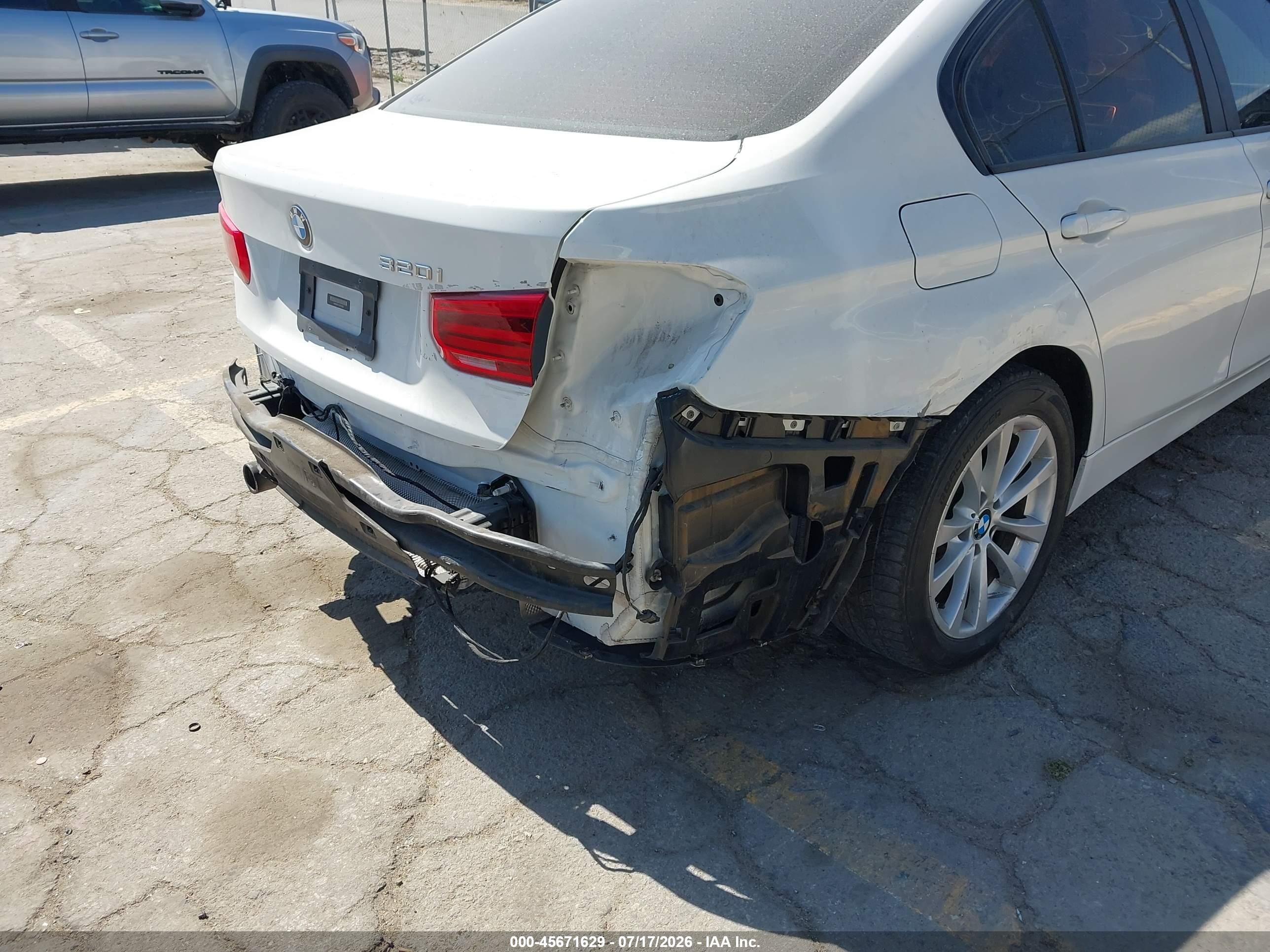 2016 BMW 320I