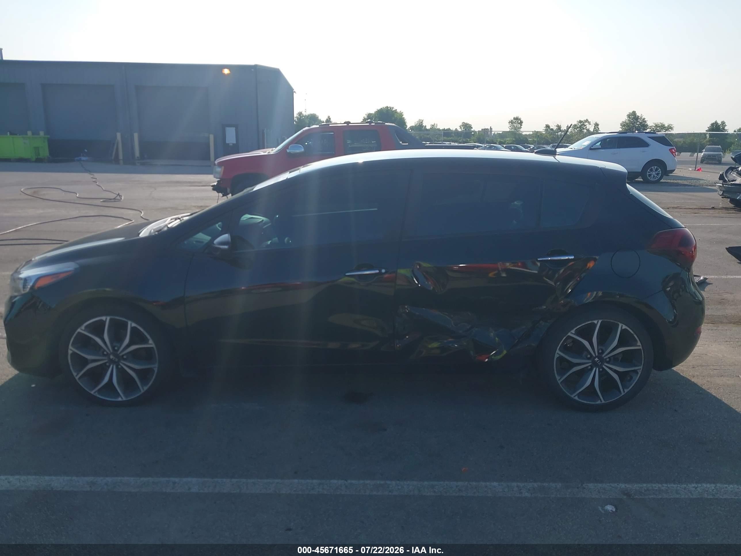 2017 KIA FORTE SX