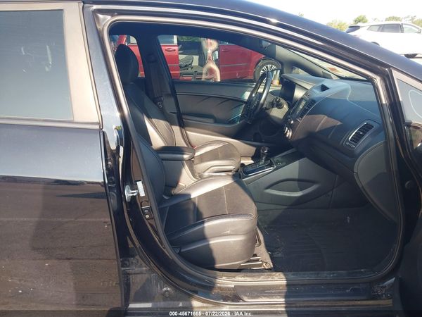 2017 KIA FORTE SX
