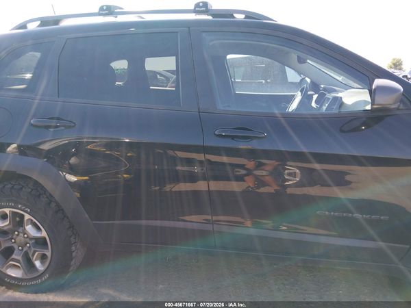 2019 JEEP CHEROKEE TRAILHAWK ELITE 4X4