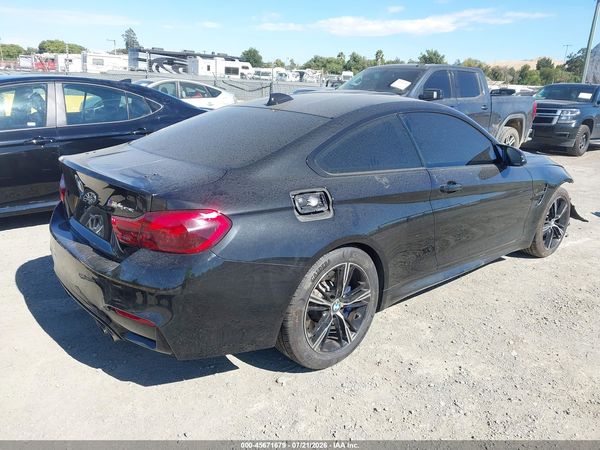 2019 BMW M4 CS