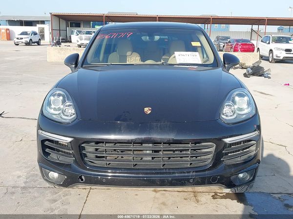2015 PORSCHE CAYENNE S