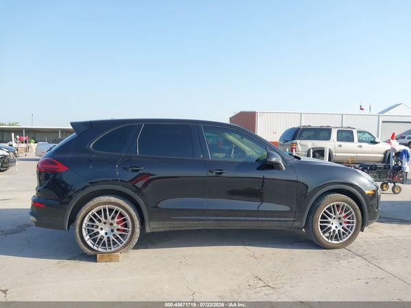 2015 PORSCHE CAYENNE S