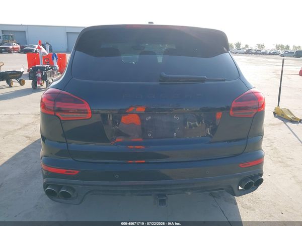 2015 PORSCHE CAYENNE S