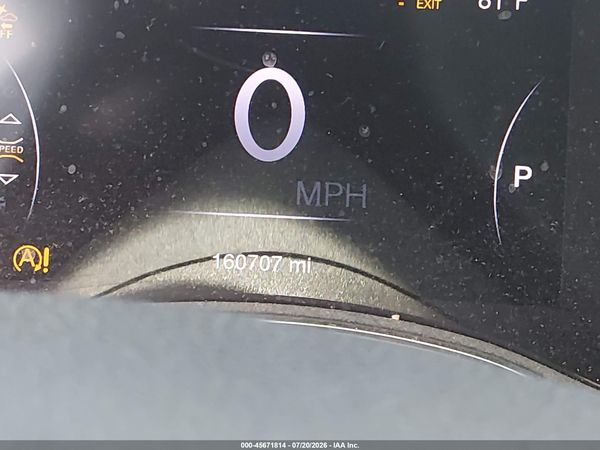 2016 JEEP GRAND CHEROKEE SUMMIT