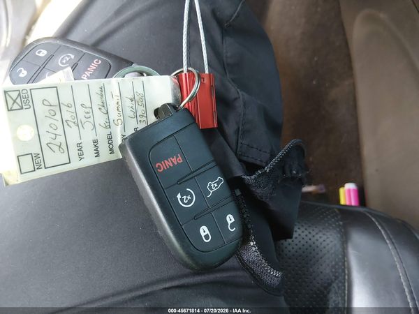 2016 JEEP GRAND CHEROKEE SUMMIT