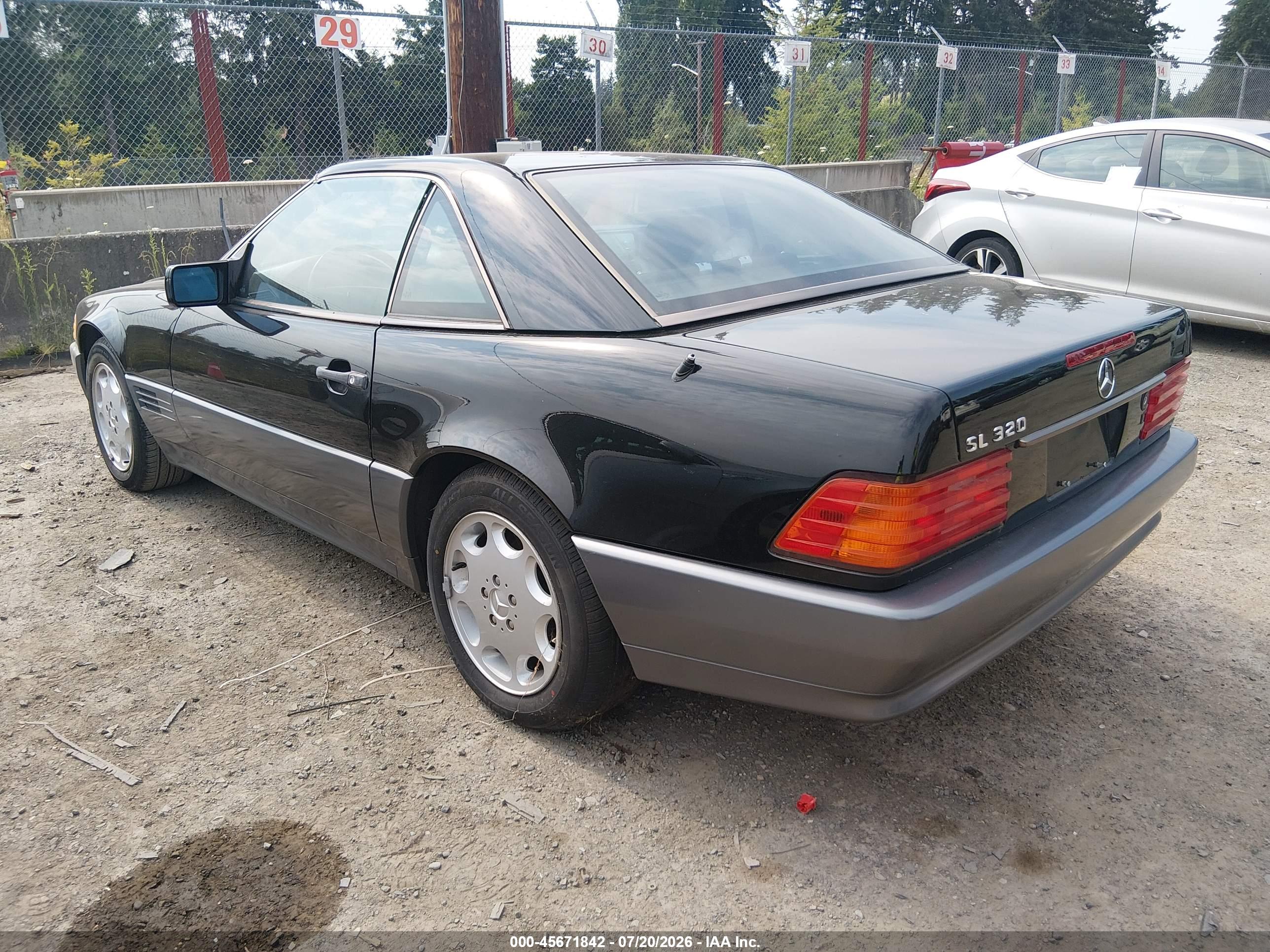 1995 MERCEDES-BENZ SL SL320 129